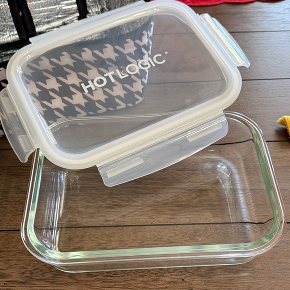 HotLogic Cook/Heat Bag *WALL PLUG ONLY*with heat plate/glass dish&lid. - Picture 6 of 15